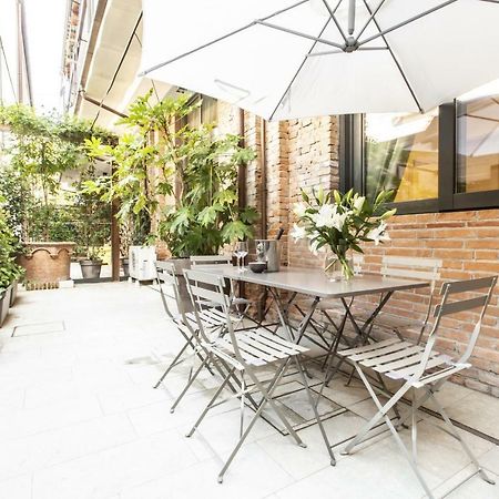 Elegant Fornasa Vecia, Canal View With A Beautiful Garden R&R 베니스 외부 사진