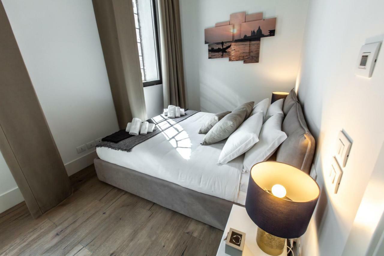 Elegant Fornasa Vecia, Canal View With A Beautiful Garden R&R 베니스 외부 사진